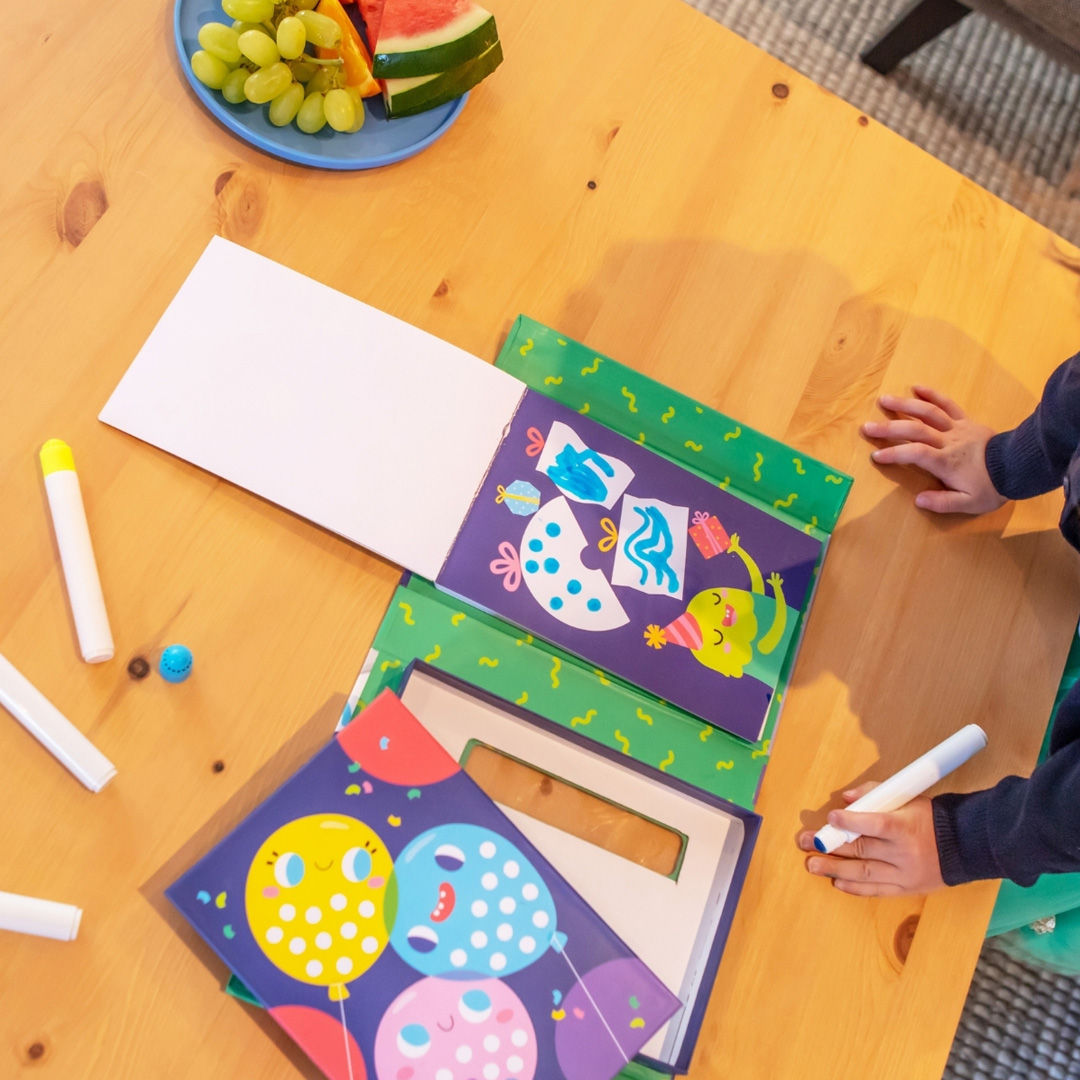 Tiger Tribe - Dot Paint Set Party Time Book