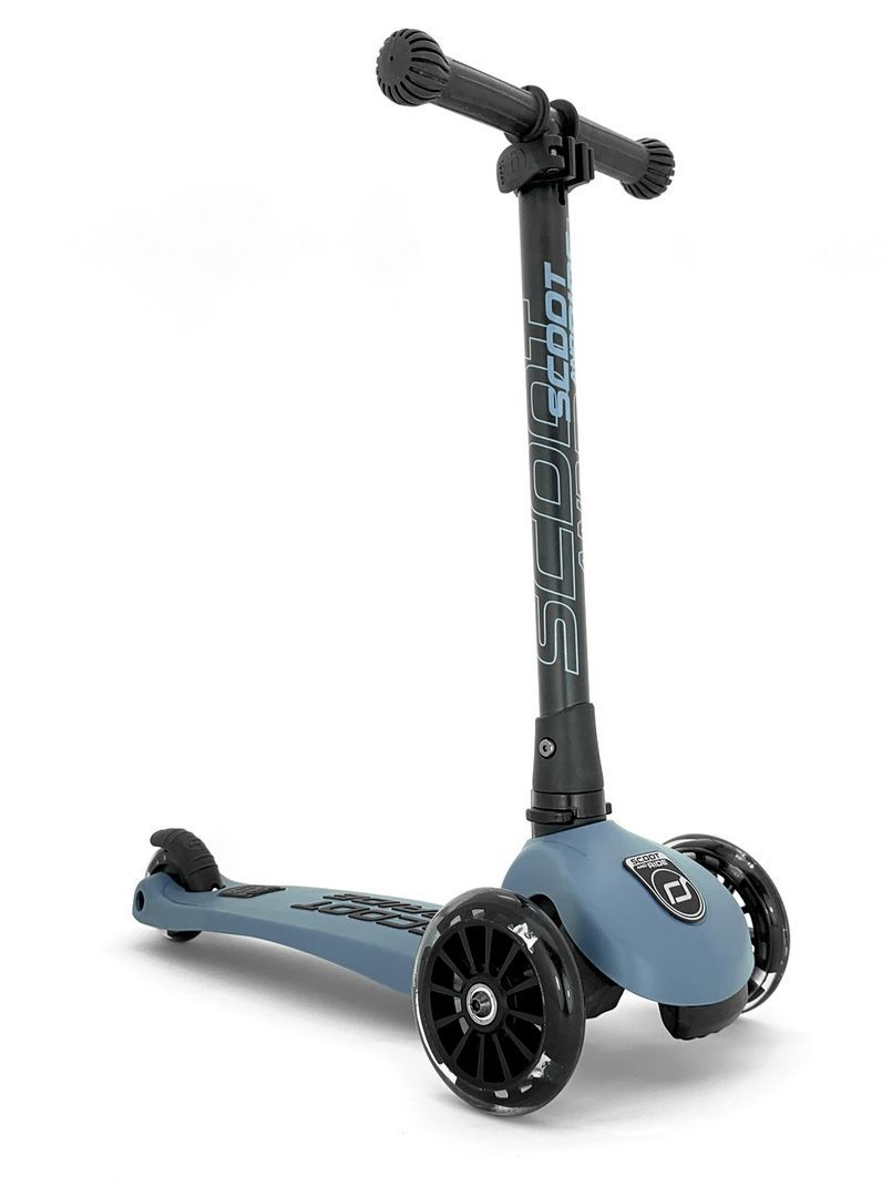 Scoot & Ride - Highwaykick 3 LED Ride-On